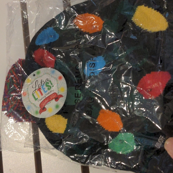 Lotsa lights flashing holiday knitted hat 13+ nwt - Picture 6 of 7